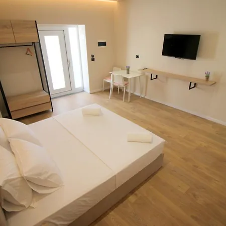 Helio's Apartment